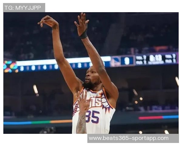 杜兰特状态低迷14投仅5中仅得13分7篮板表现令人失望